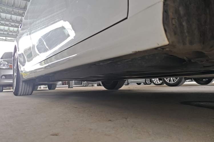 Used Toyota Camry 2021 2.0G Luxury Edition Right Side Sill
