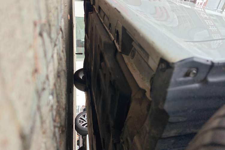 Used Toyota Camry 2021 2.0G Luxury Edition Right Side Sill