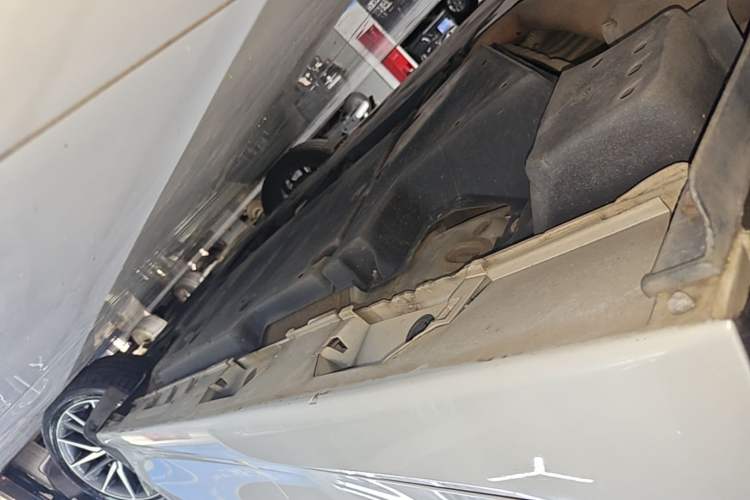 Used Toyota Camry 2021 Dual-Motor 2.5HG Luxury Edition Right Side Sill
