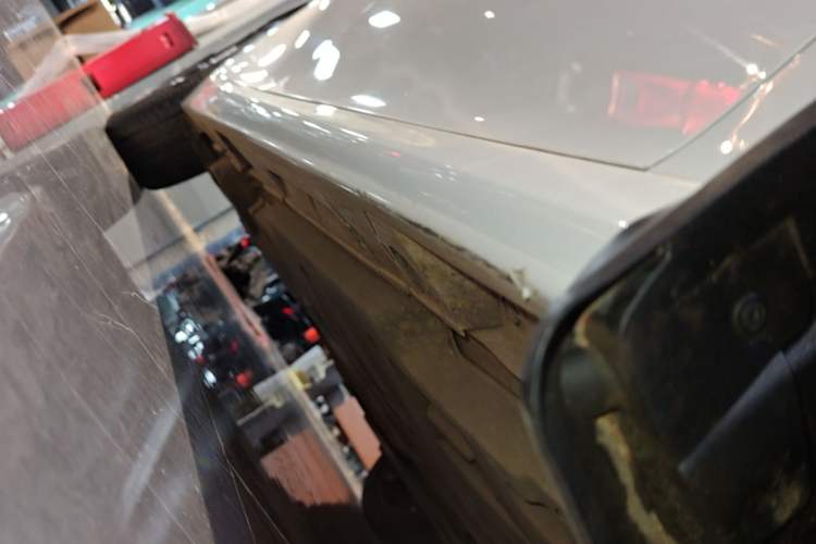 Used Toyota Camry 2021 2.5G Luxury Edition Right Side Sill