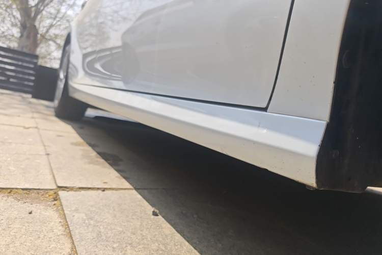 Used Toyota Camry 2021 Dual-Motor 2.5 HGVP Leading Edition Right Side Sill
