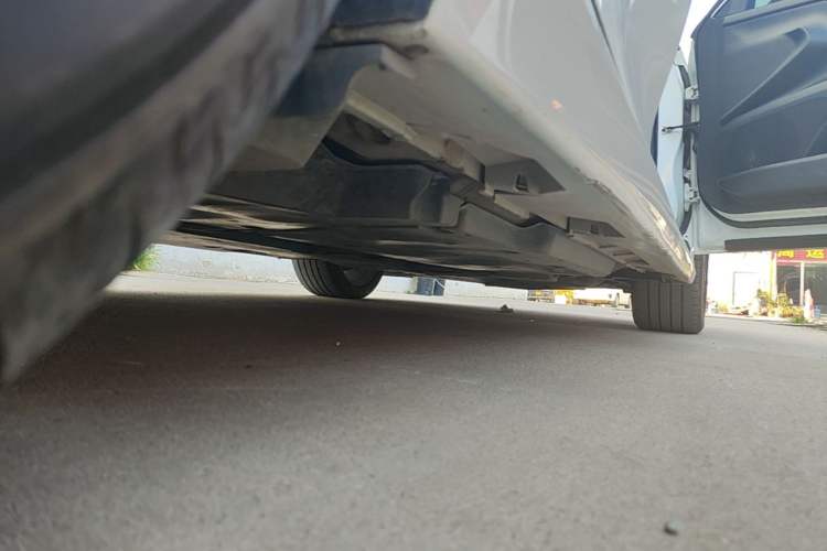 Used Toyota Camry 2021 2.5G Luxury Edition Right Side Sill