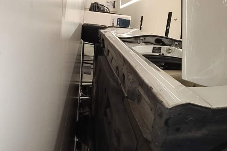 Used Toyota Camry 2021 2.5G Luxury Edition Right Side Sill