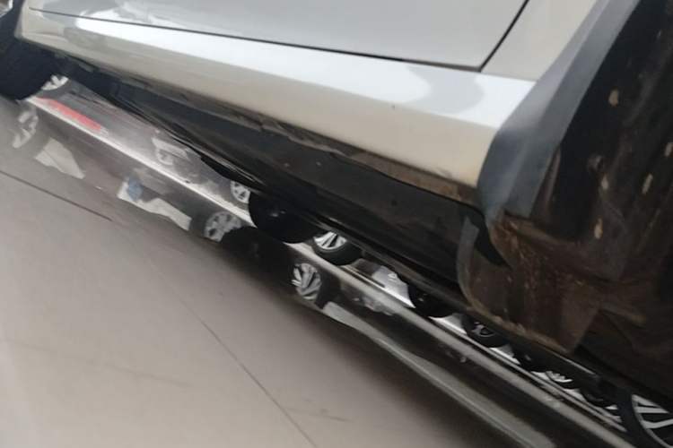 Used Toyota Camry 2021 2.5G Luxury Edition Right Side Sill