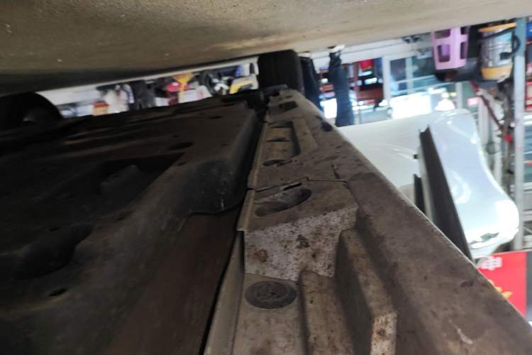 Used Toyota Camry 2021 2.0G Luxury Edition Right Side Sill