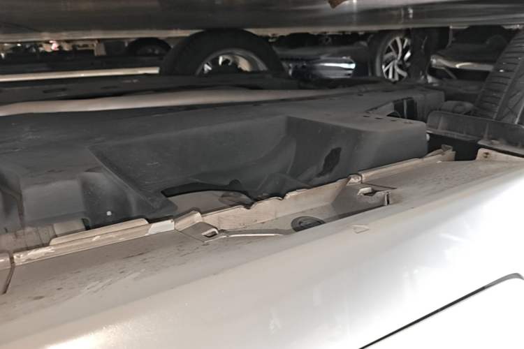 Used Toyota Camry 2021 2.0G Luxury Edition Right Side Sill