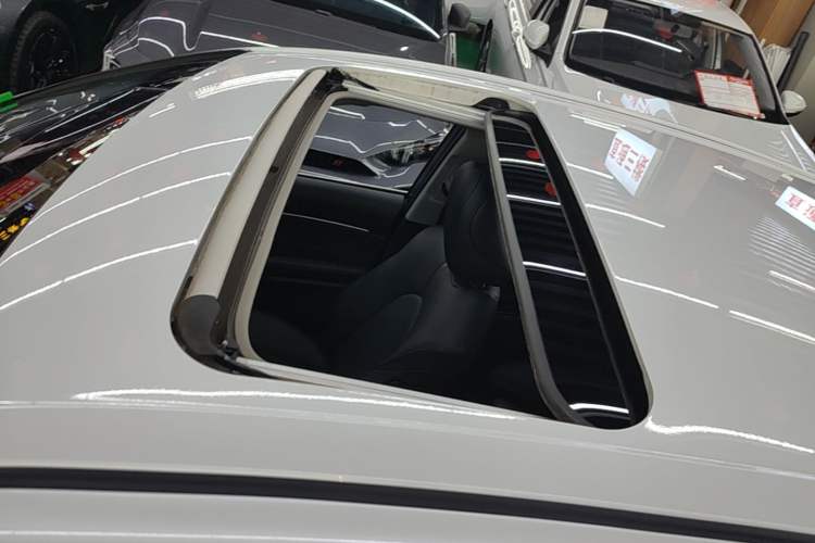 Used Toyota Camry 2021 2.0G Luxury Edition Roof