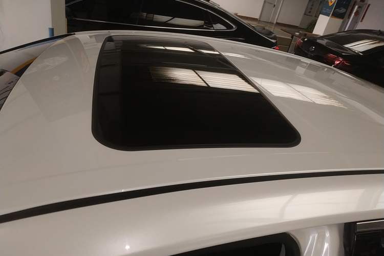Used Toyota Camry 2021 2.0G Luxury Edition Roof