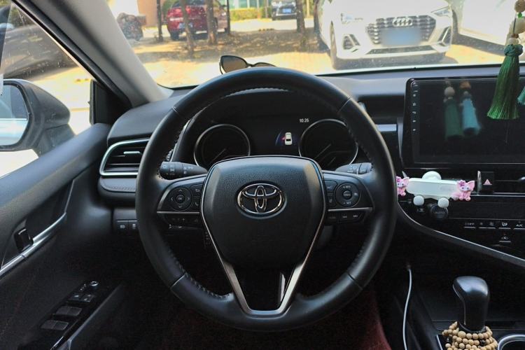 Used Toyota Camry 2021 2.0G Luxury Edition Steering Wheel
