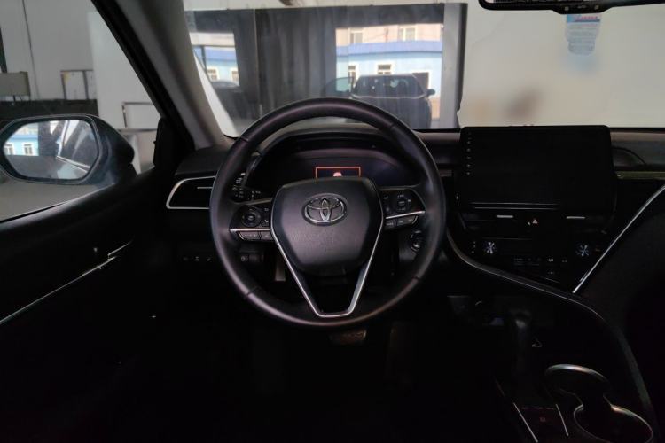 Used Toyota Camry 2021 2.5G Luxury Edition Steering Wheel