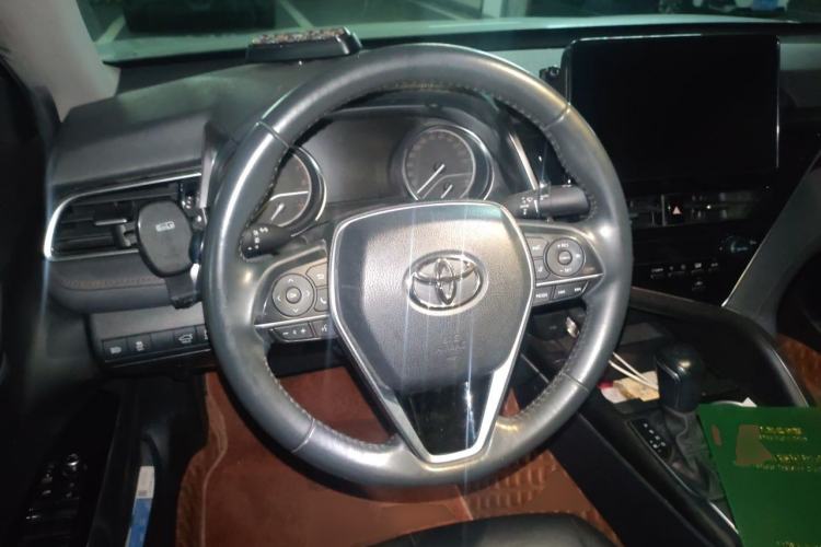 Used Toyota Camry 2021 2.0G Luxury Edition Steering Wheel
