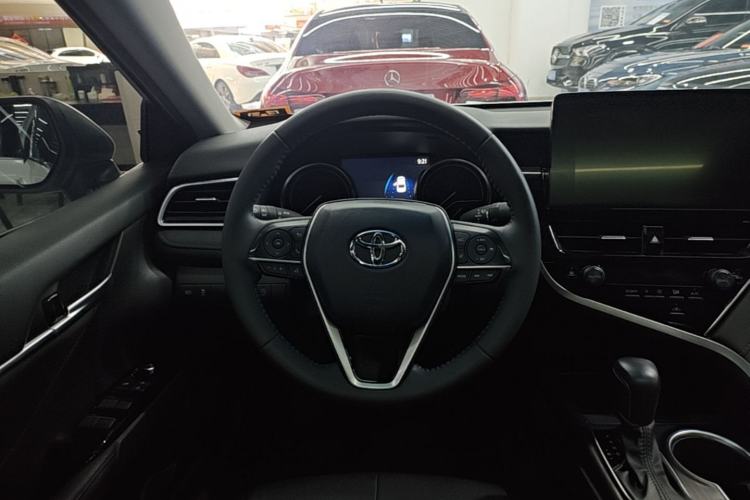 Used Toyota Camry 2021 2.0G Luxury Edition Steering Wheel