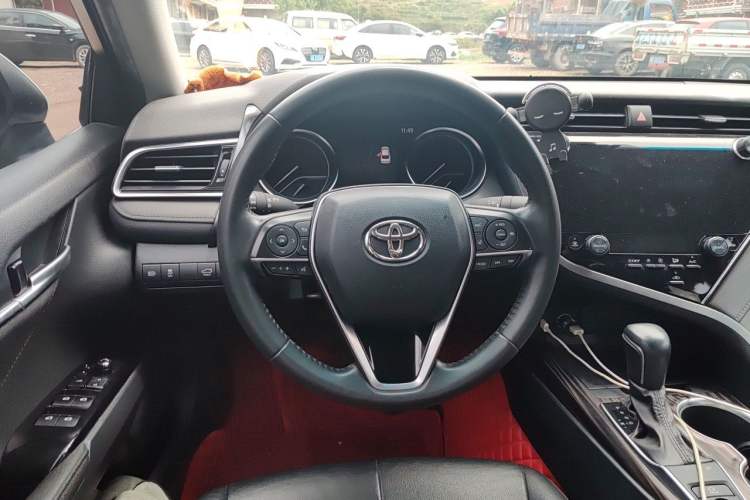 Used Toyota Camry 2021 2.0G Luxury Edition Steering Wheel