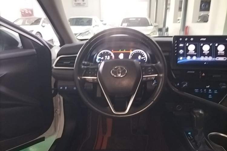 Used Toyota Camry 2021 2.5G Luxury Edition Steering Wheel