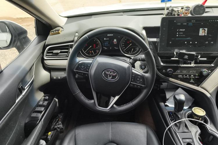 Used Toyota Camry 2021 2.0G Luxury Edition Steering Wheel