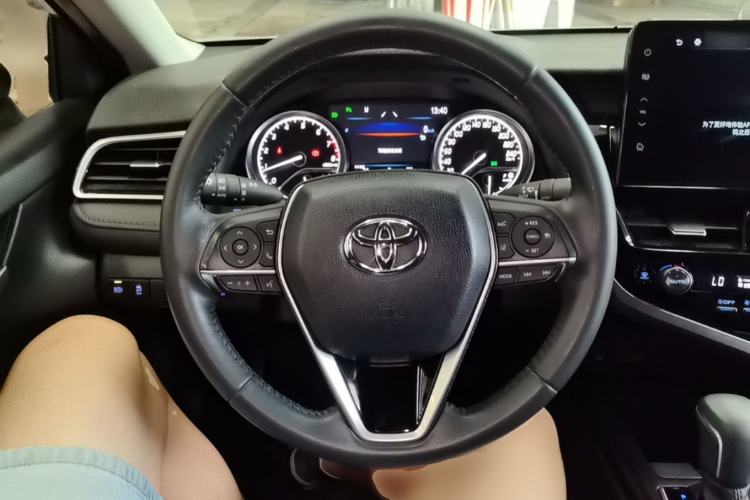 Used Toyota Camry 2021 2.0G Luxury Edition Steering Wheel