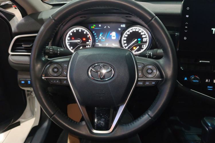 Used Toyota Camry 2021 2.0G Luxury Edition Steering Wheel