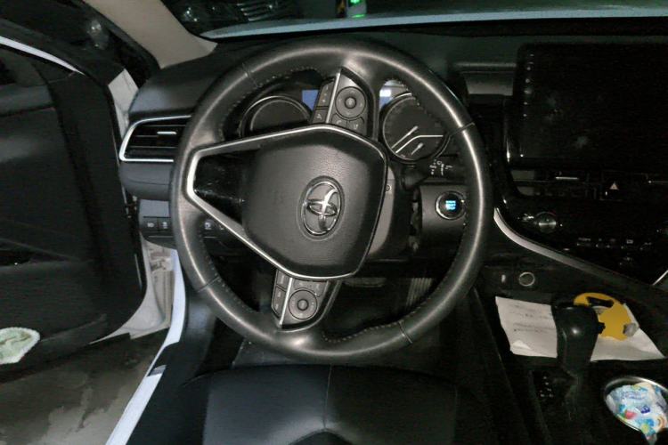 Used Toyota Camry 2021 2.0G Luxury Edition Steering Wheel