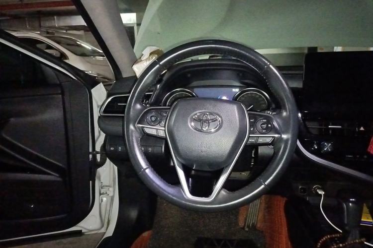 Used Toyota Camry 2021 2.0G Luxury Edition Steering Wheel