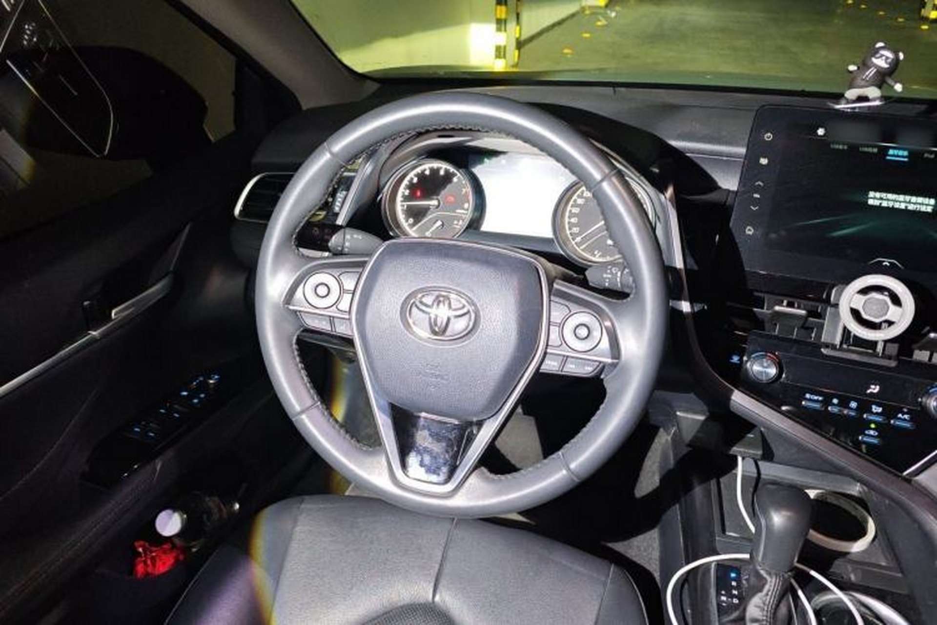 Used Toyota Camry 2021 2.0G Luxury Edition Steering Wheel