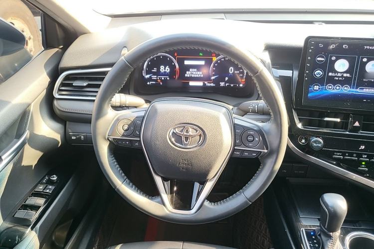 Used Toyota Camry 2021 2.5G Luxury Edition Steering Wheel
