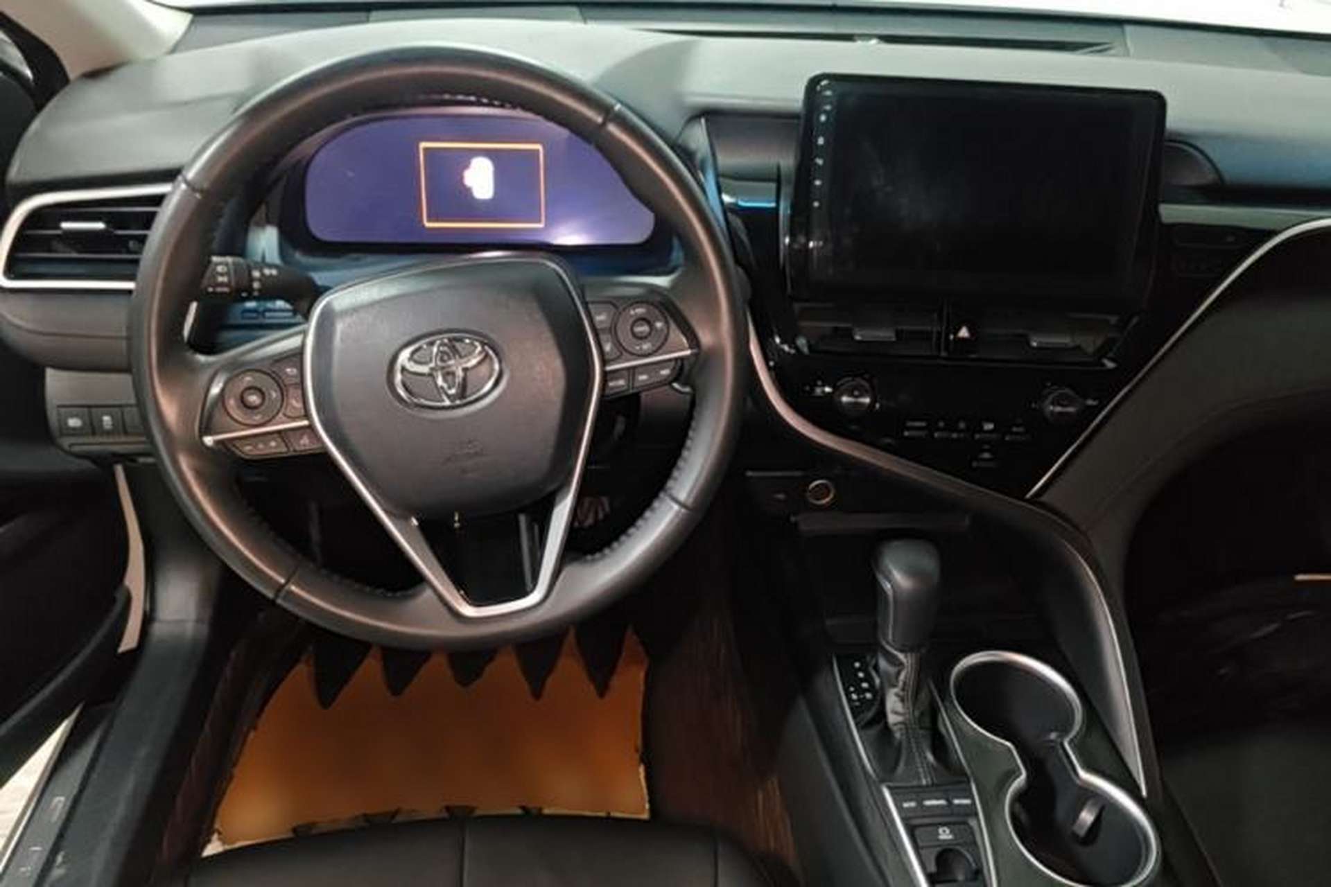 Used Toyota Camry 2021 2.5G Luxury Edition Steering Wheel