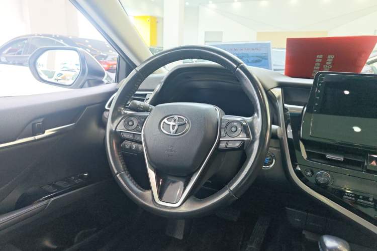 Used Toyota Camry 2021 2.5G Luxury Edition Steering Wheel