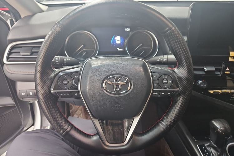 Used Toyota Camry 2021 2.0G Luxury Edition Steering Wheel