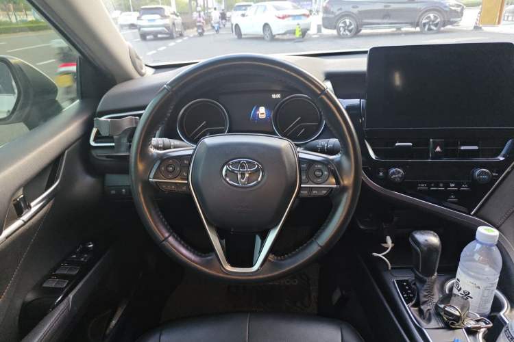 Used Toyota Camry 2021 2.0G Luxury Edition Steering Wheel