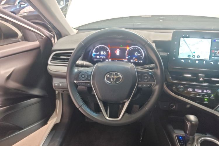 Used Toyota Camry 2021 2.5G Luxury Edition Steering Wheel