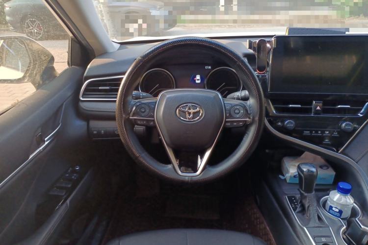 Used Toyota Camry 2021 2.0G Luxury Edition Steering Wheel