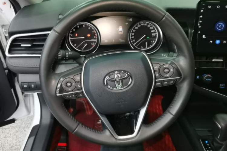 Used Toyota Camry 2021 2.0G Luxury Edition Steering Wheel