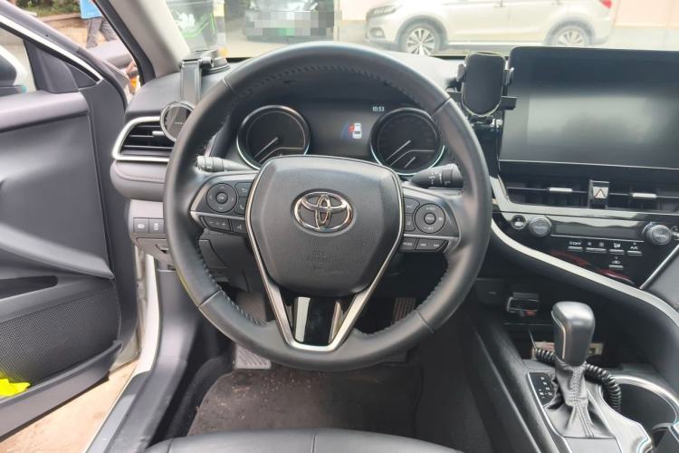 Used Toyota Camry 2021 2.0G Luxury Edition Steering Wheel