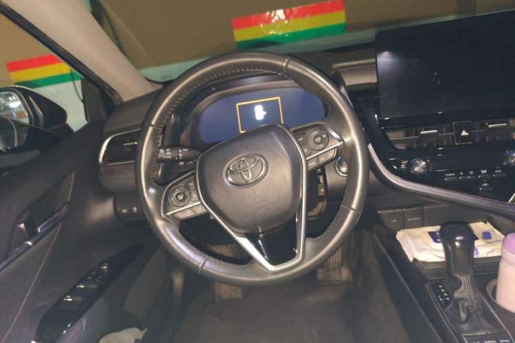 Used Toyota Camry 2021 2.5G Luxury Edition Steering Wheel