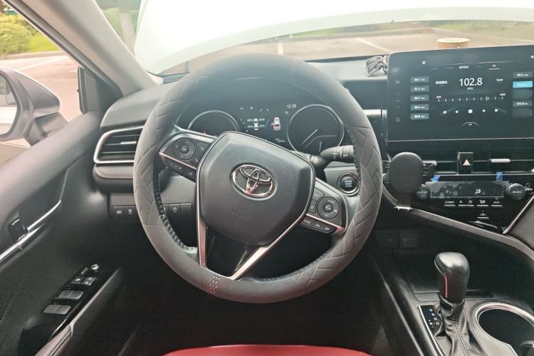 Used Toyota Camry 2021 2.0G Luxury Edition Steering Wheel