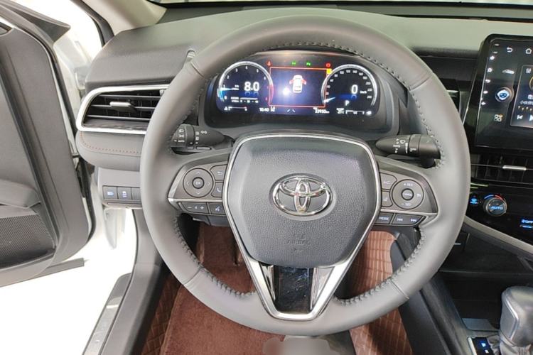 Used Toyota Camry 2021 2.5G Luxury Edition Steering Wheel