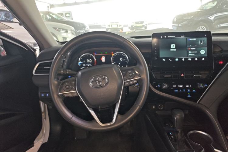 Used Toyota Camry 2021 2.5G Luxury Edition Steering Wheel