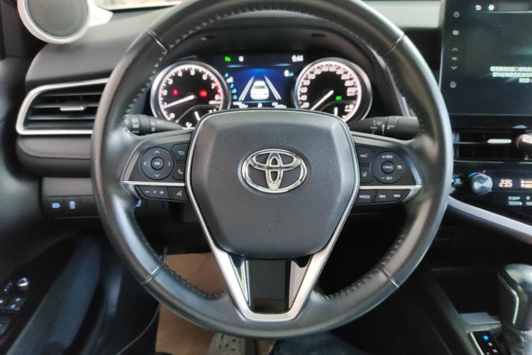 Used Toyota Camry 2021 2.0G Luxury Edition Steering Wheel