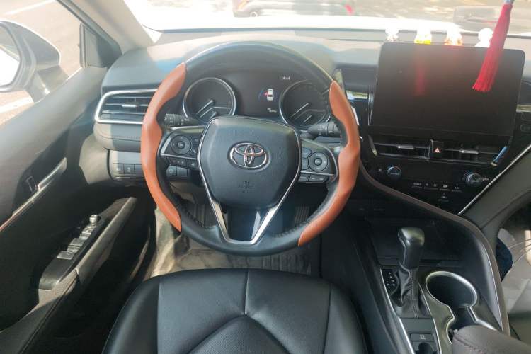 Used Toyota Camry 2021 2.0G Luxury Edition Steering Wheel