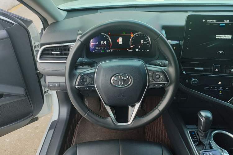 Used Toyota Camry 2021 2.5G Luxury Edition Steering Wheel