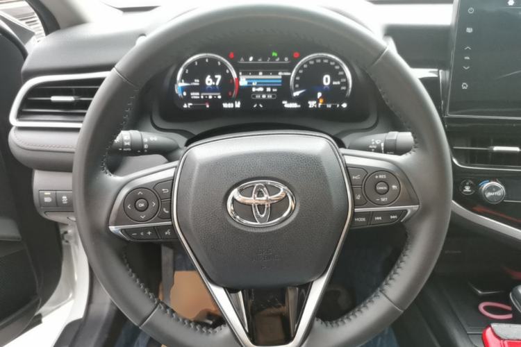 Used Toyota Camry 2021 2.5G Luxury Edition Steering Wheel