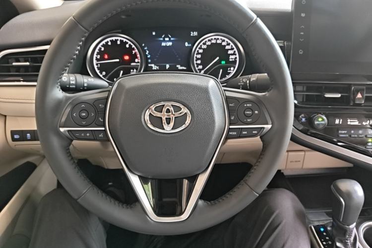 Used Toyota Camry 2021 2.0G Luxury Edition Steering Wheel