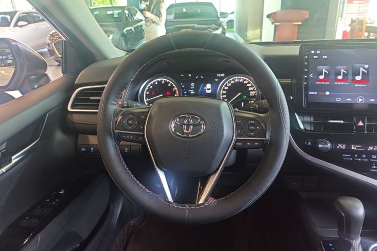 Used Toyota Camry 2021 2.0G Luxury Edition Steering Wheel