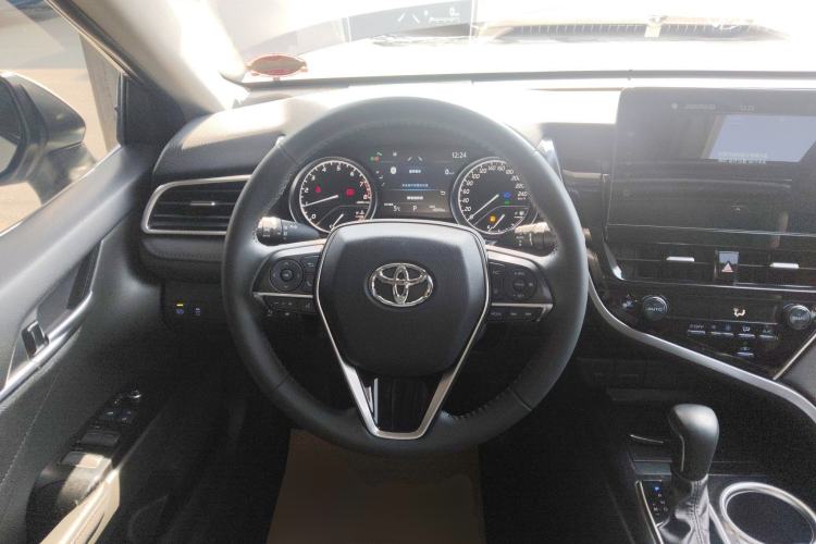 Used Toyota Camry 2021 2.0G Luxury Edition Steering Wheel