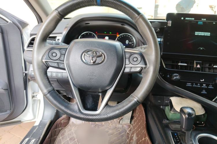 Used Toyota Camry 2021 2.5G Luxury Edition Steering Wheel