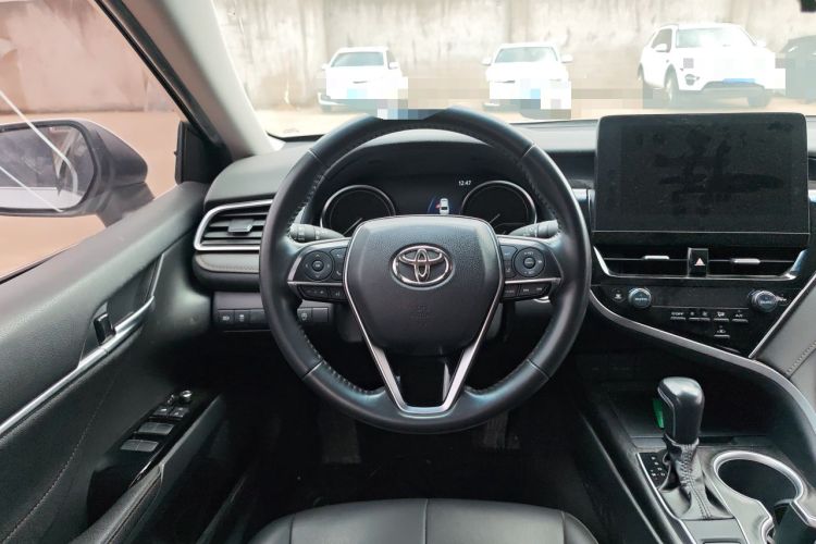 Used Toyota Camry 2021 2.0G Luxury Edition Steering Wheel