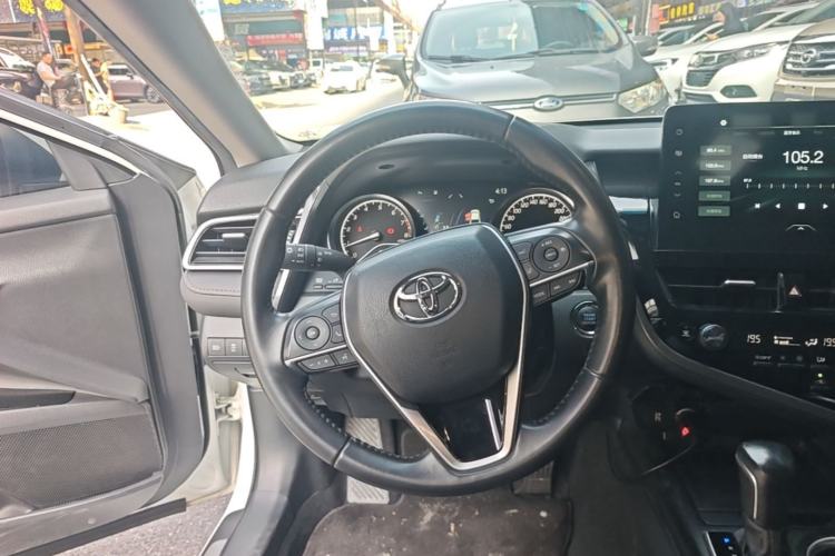 Used Toyota Camry 2021 2.0G Luxury Edition Steering Wheel