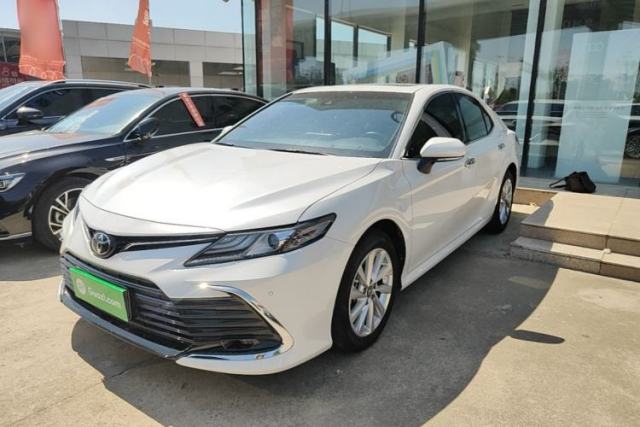 Ojetý Toyota Camry 2021 2.0G Luxury Edition