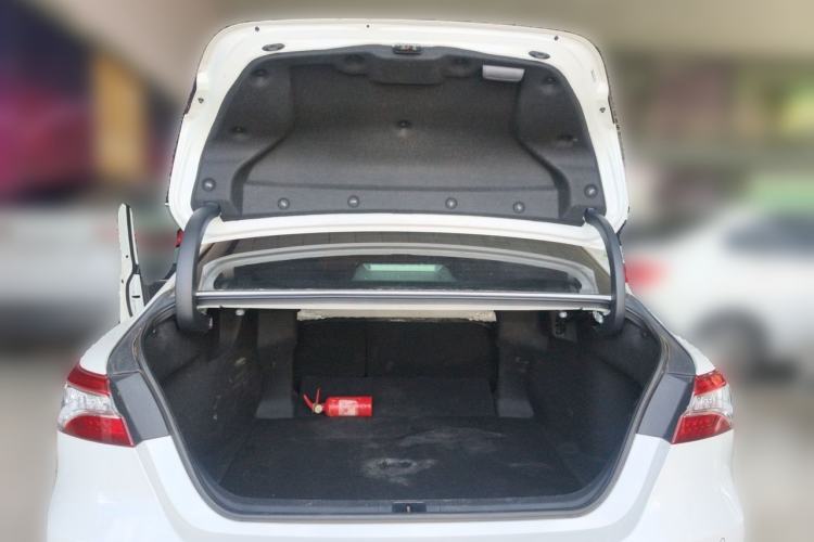 Used Toyota Camry 2021 2.0G Luxury Edition Trunk