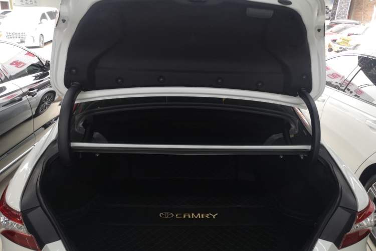 Used Toyota Camry 2021 2.5G Luxury Edition Trunk